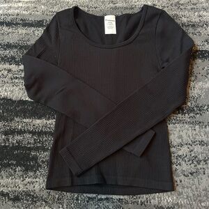 NO BOUNDARIES Thick Ribbed Stretchy Long Sleeve Fitted Top
